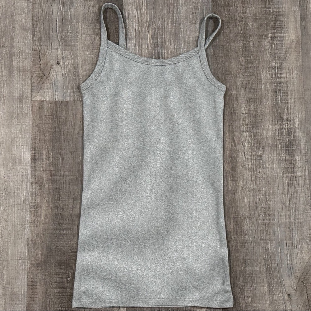💞 New Women’s XS (1) Heather Gray Ribbed Cami
